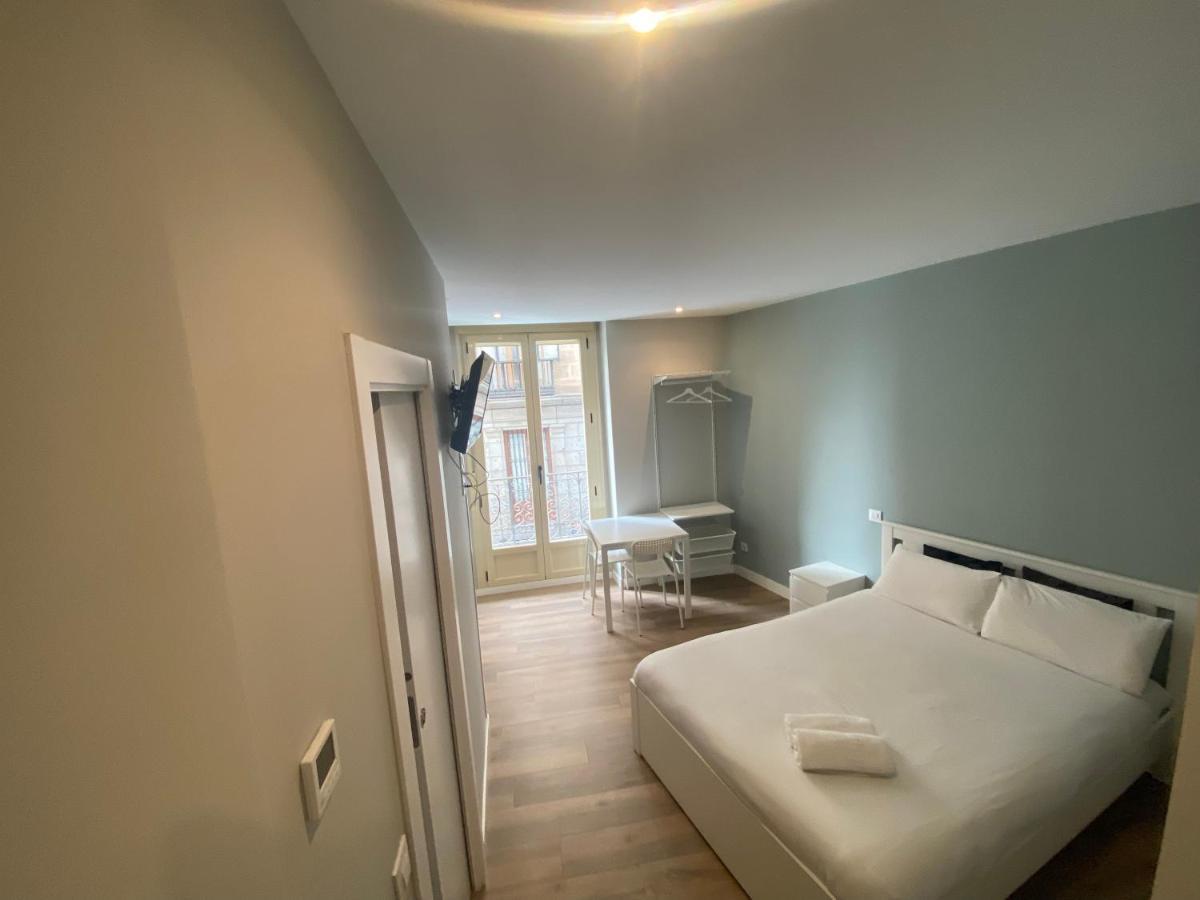 Apartamentos Sol Madrid Exterior photo